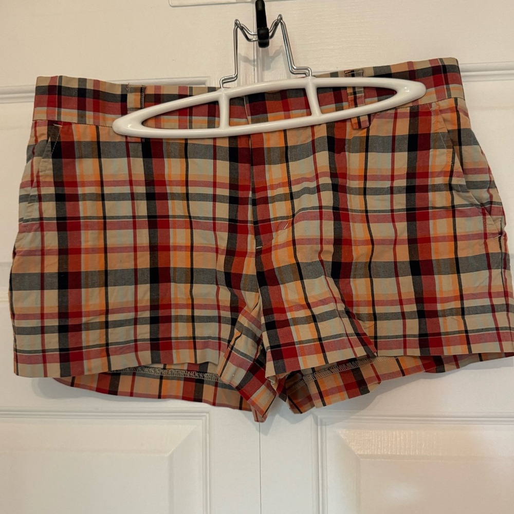 American Eagle stretch plaid shorts